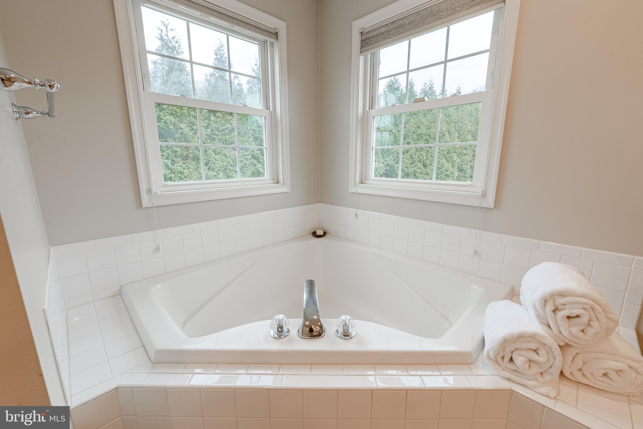 SHERLOCK HOLMES ESTATES - Residential