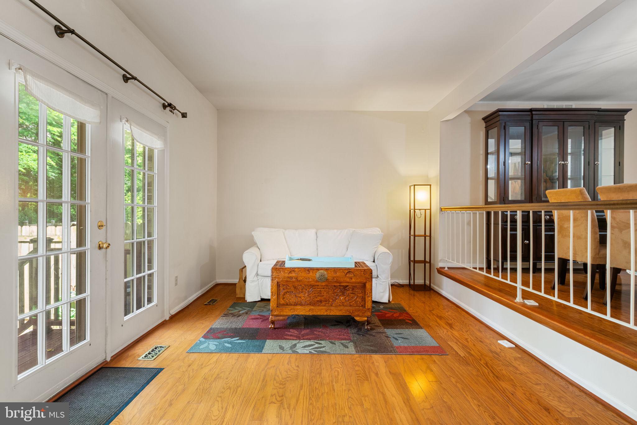 WOODLYNNE COMMUNITY - Residential