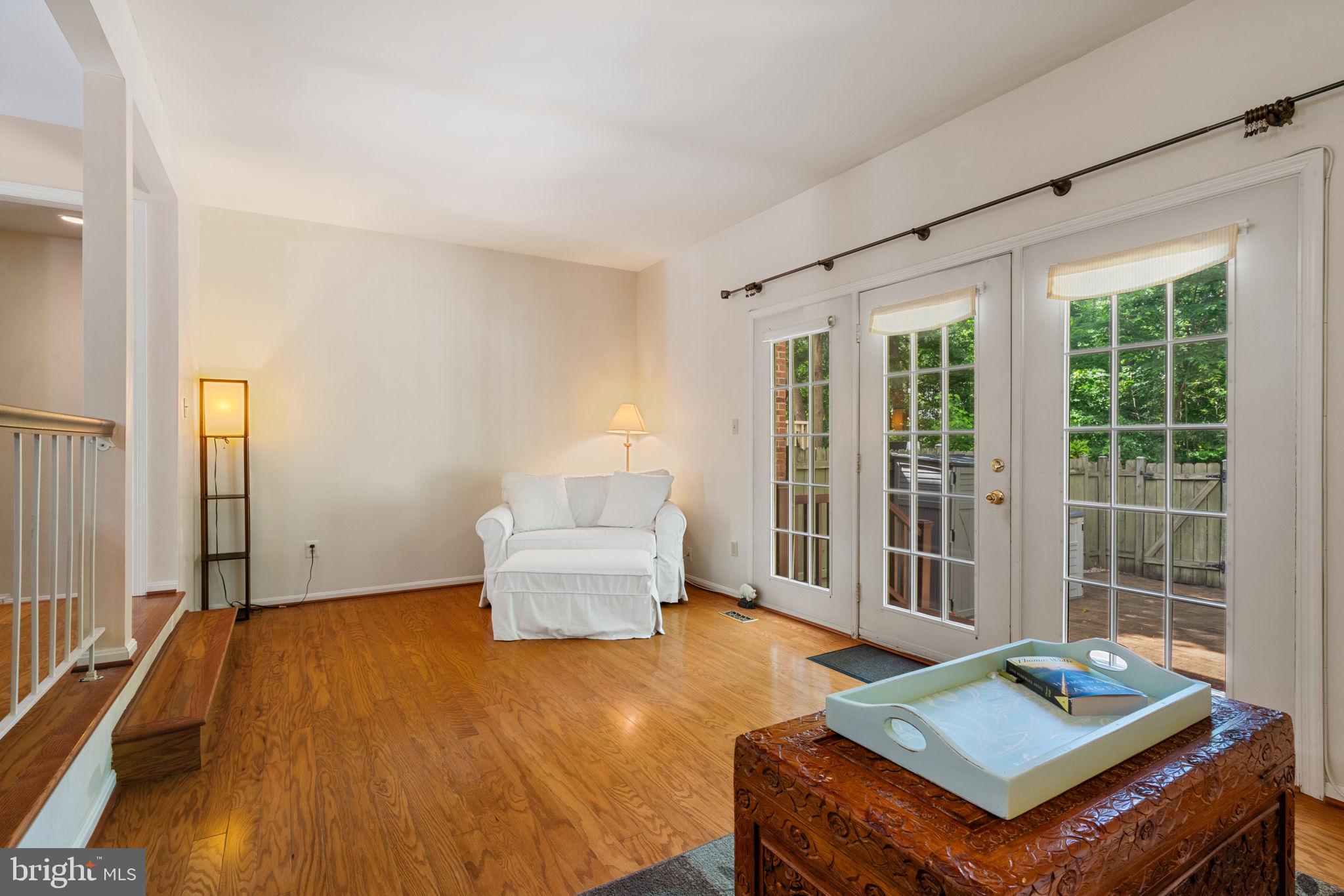 WOODLYNNE COMMUNITY - Residential