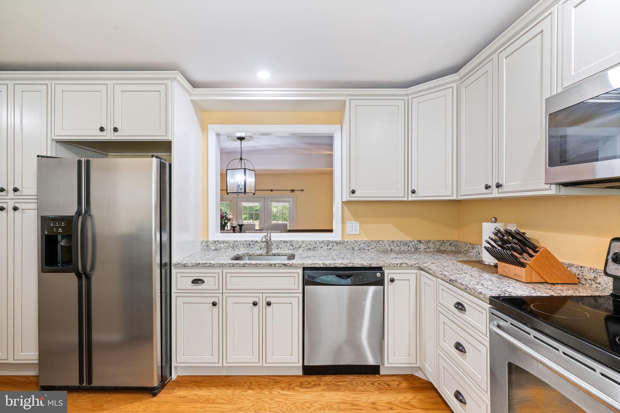 WOODLYNNE COMMUNITY - Residential