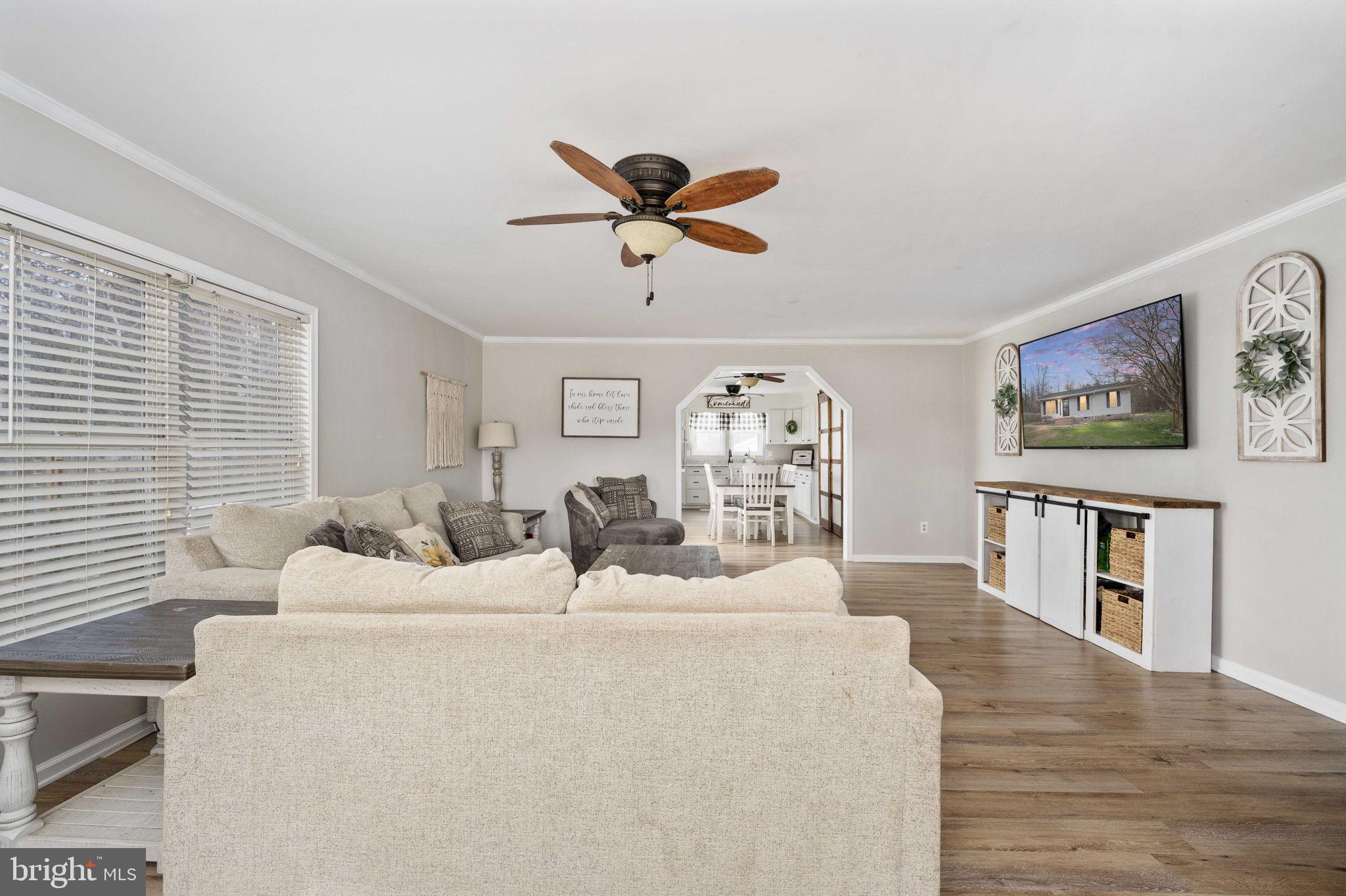 HOLLY ACRES - Residential