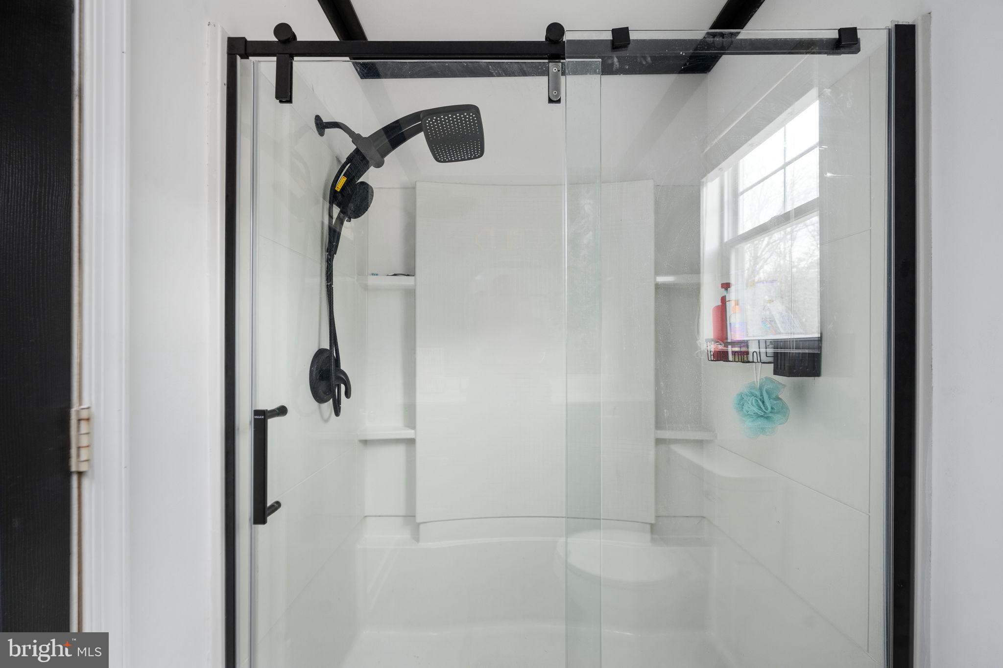 HOLLY ACRES - Residential