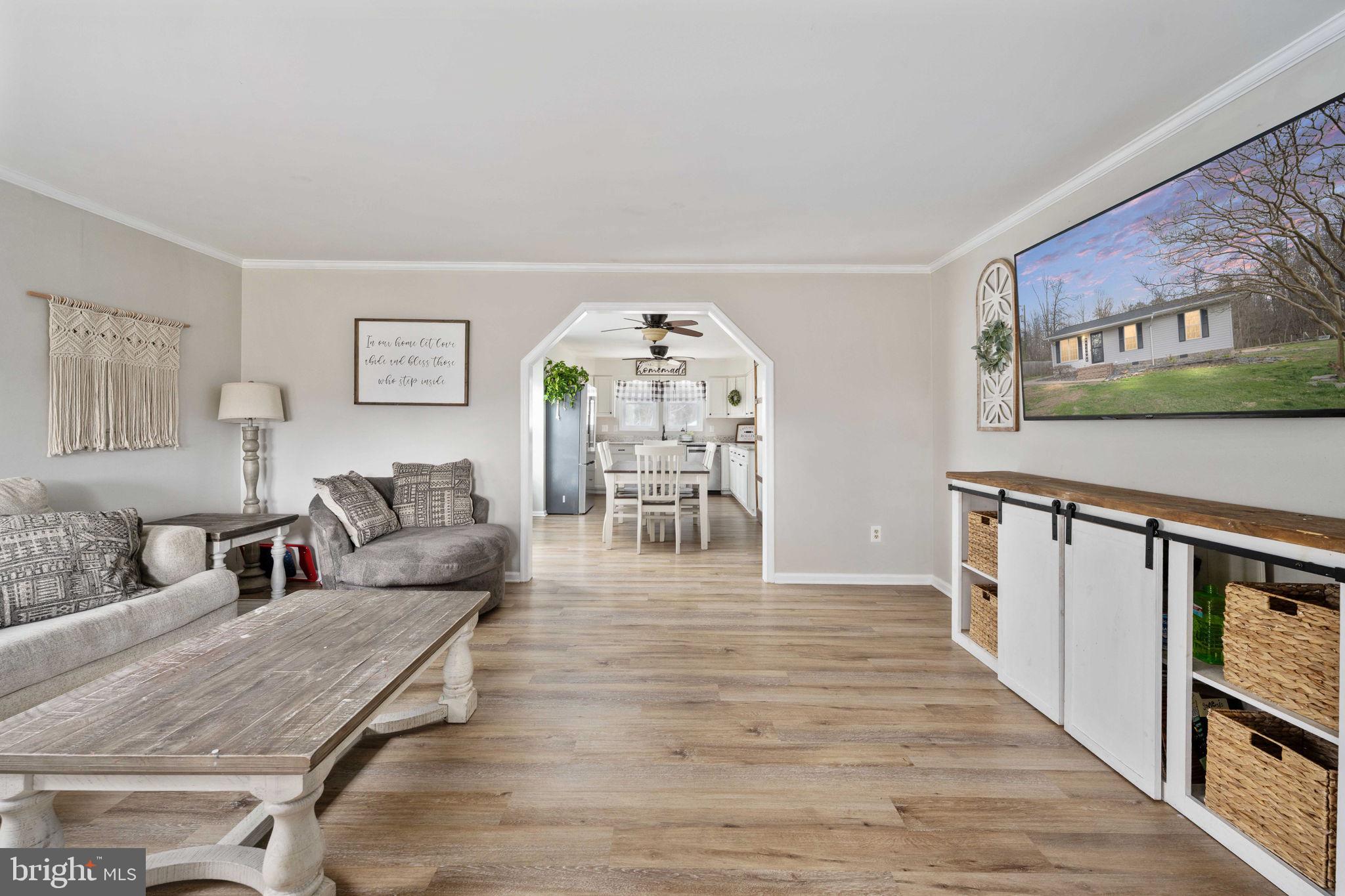 HOLLY ACRES - Residential