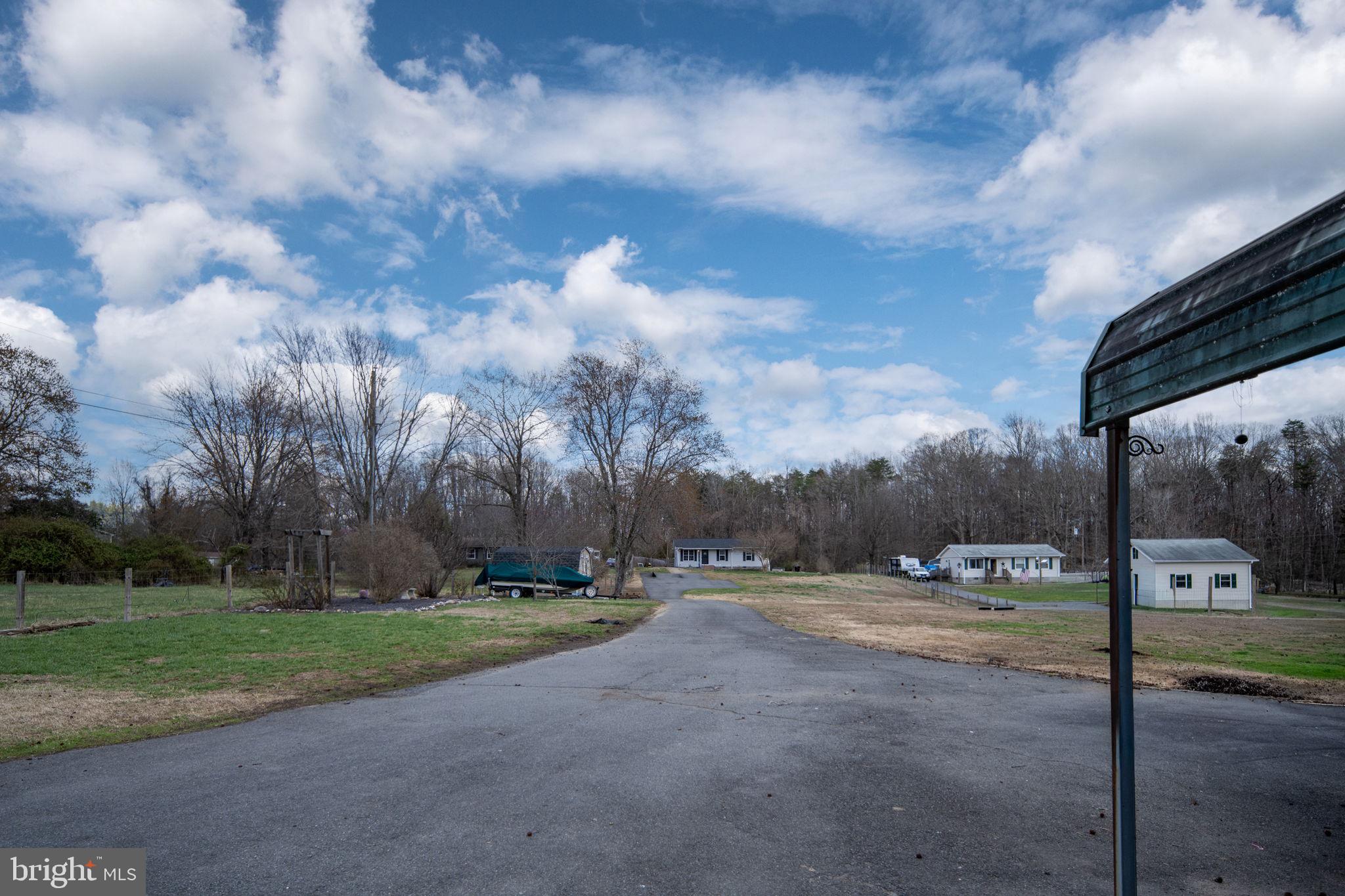 HOLLY ACRES - Residential