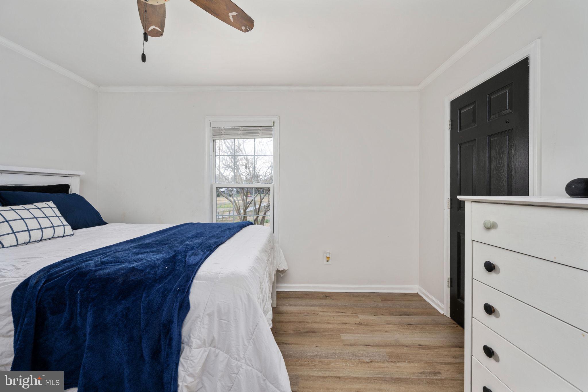 HOLLY ACRES - Residential