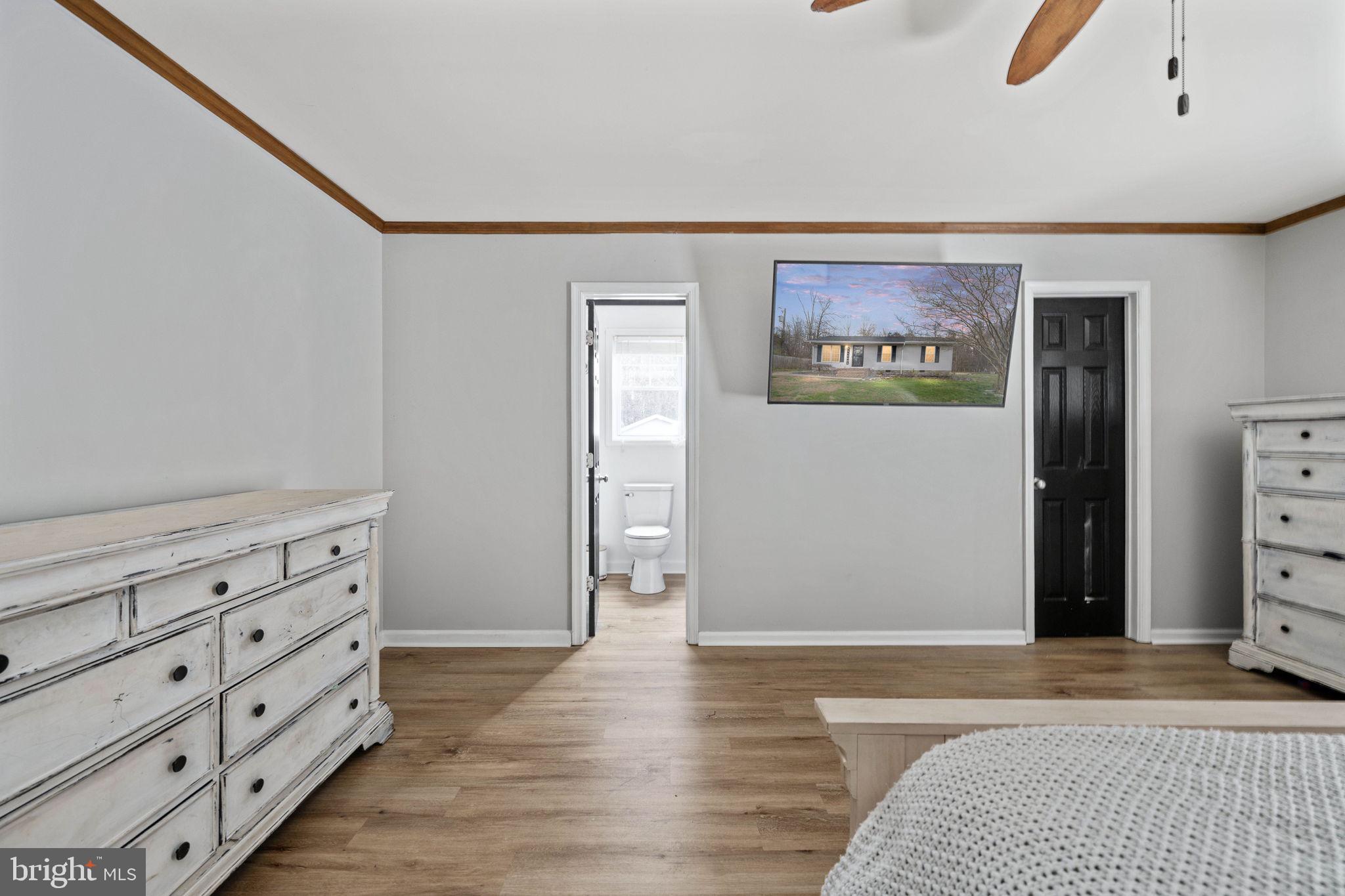 HOLLY ACRES - Residential