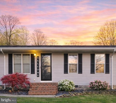 371 GREENBANK ROAD FREDERICKSBURG VA 22406