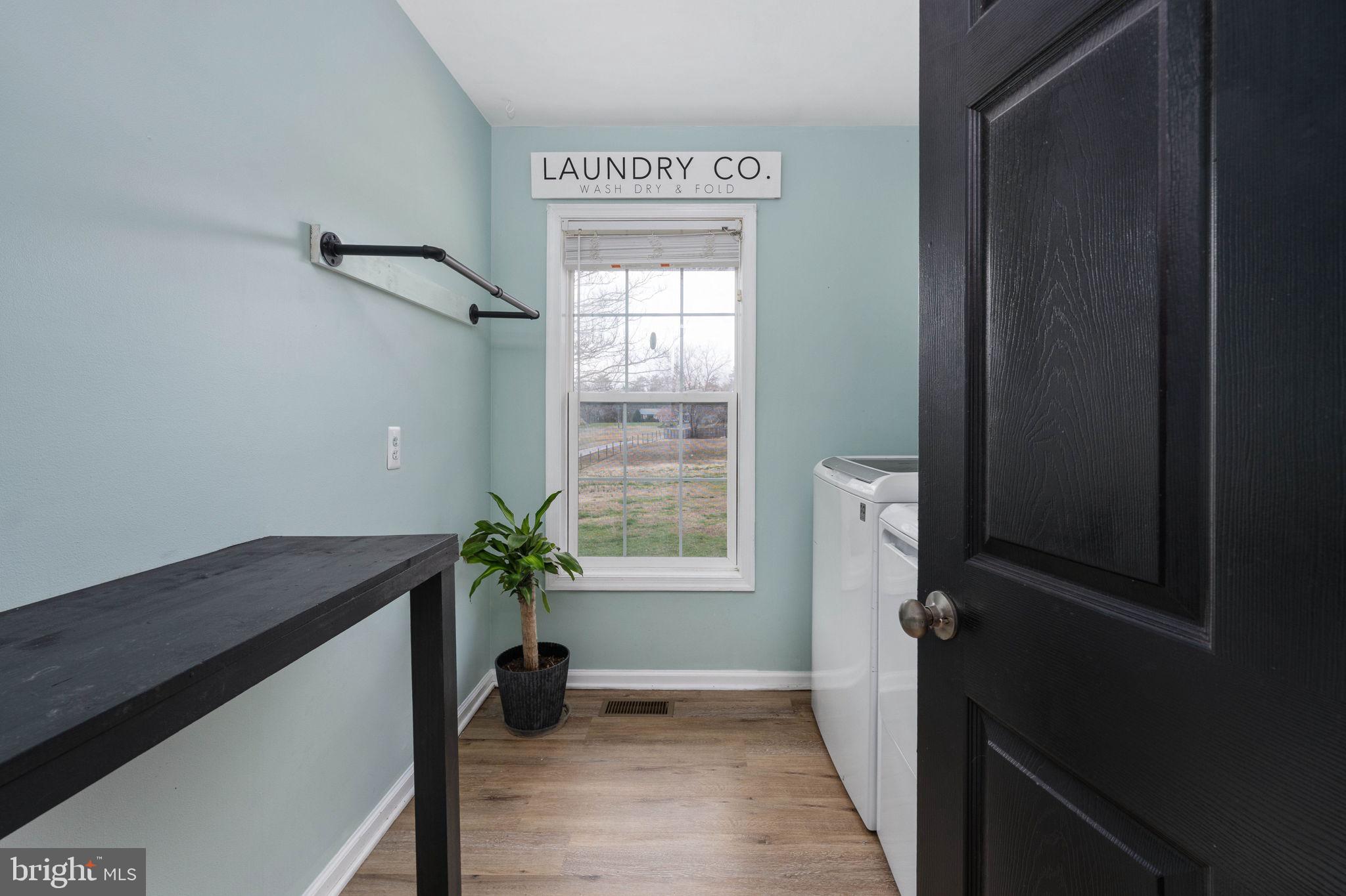 HOLLY ACRES - Residential