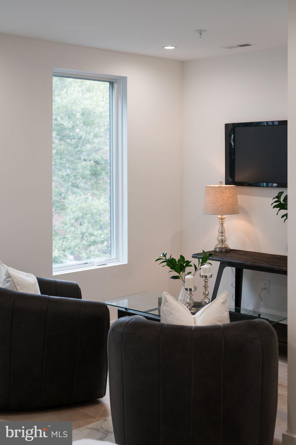 OLD CITY - Residential