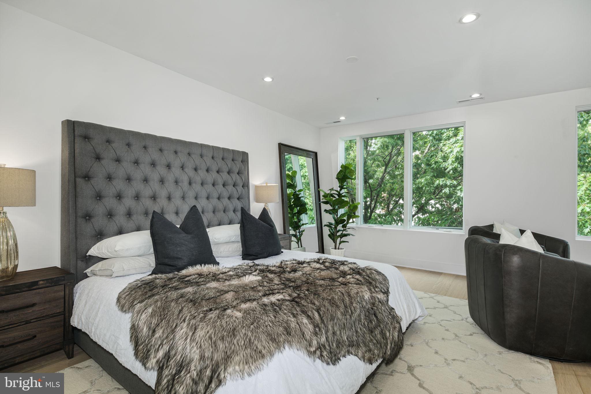 OLD CITY - Residential