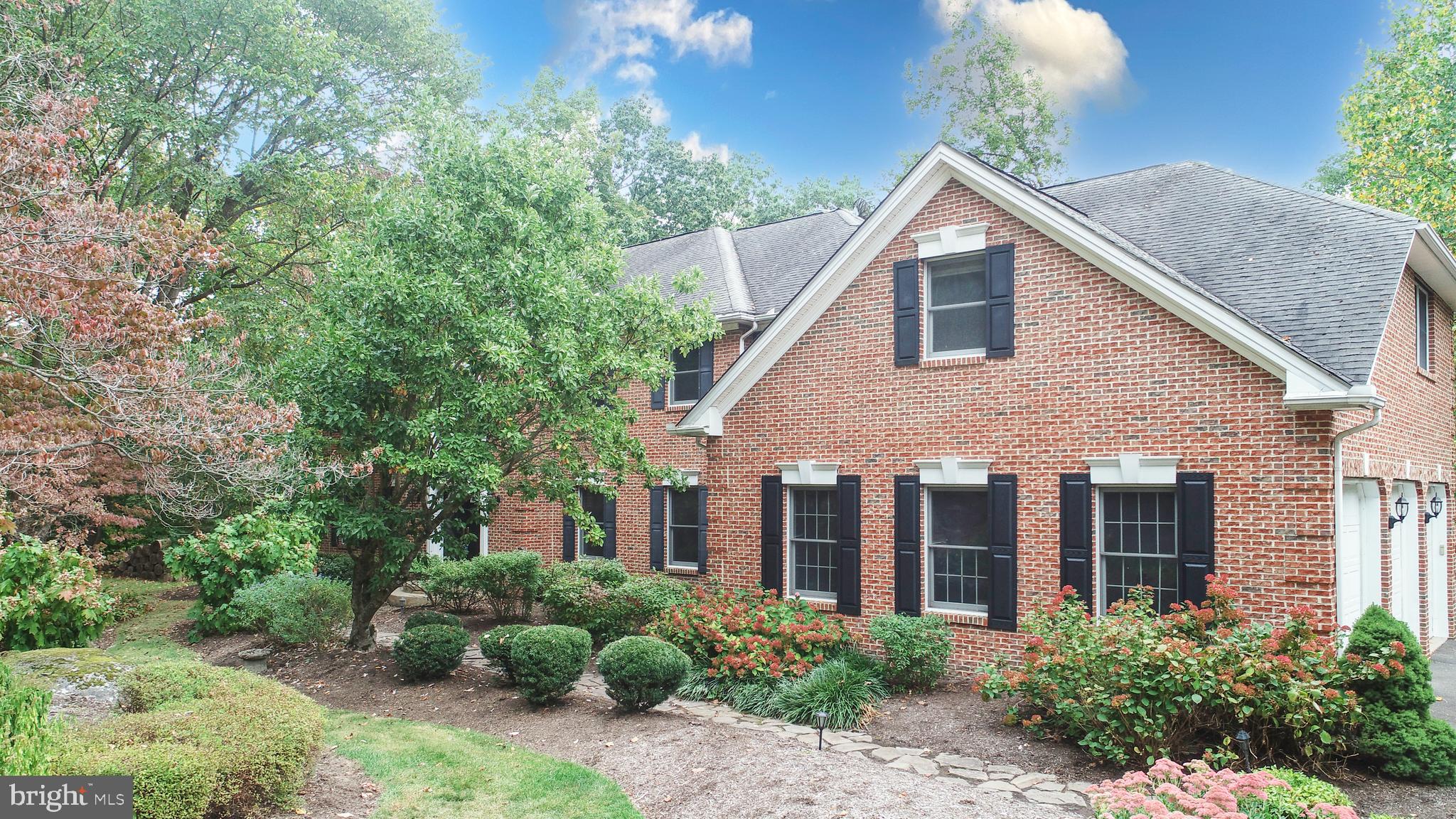 520 JOHANNA DRIVE