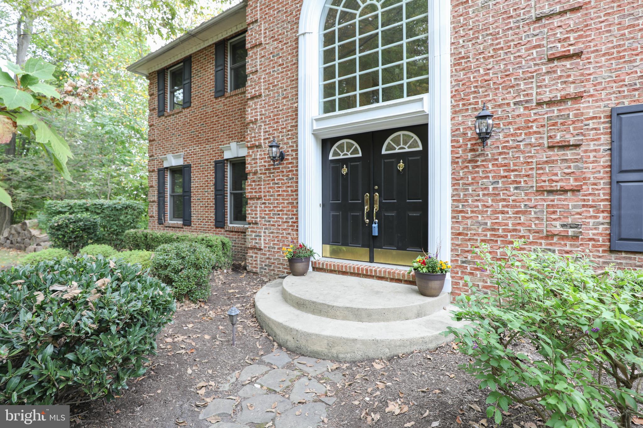 520 JOHANNA DRIVE