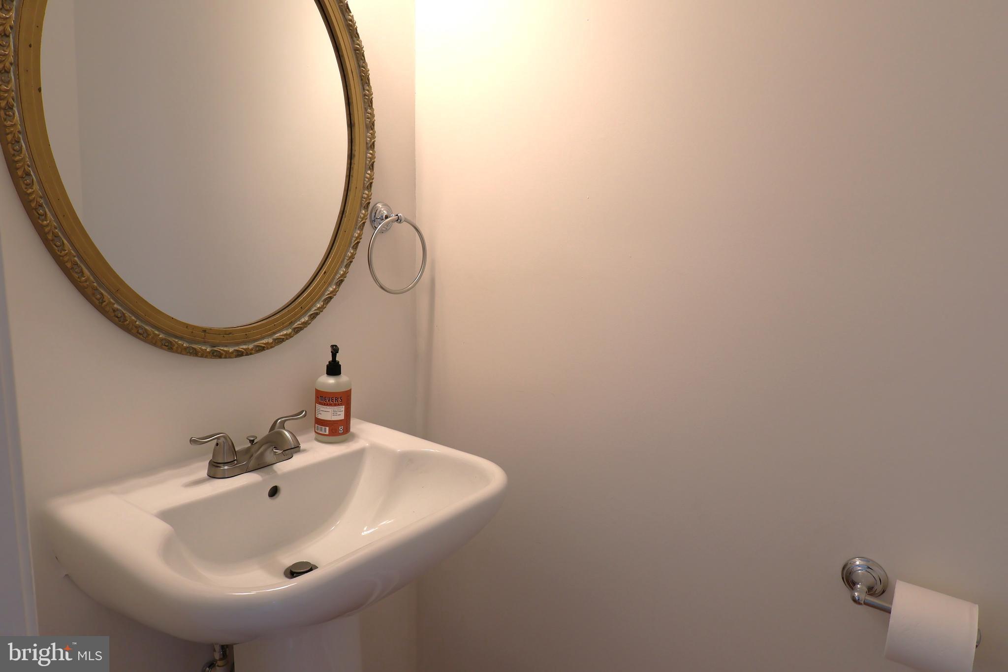 JAPONICA - Residential Lease