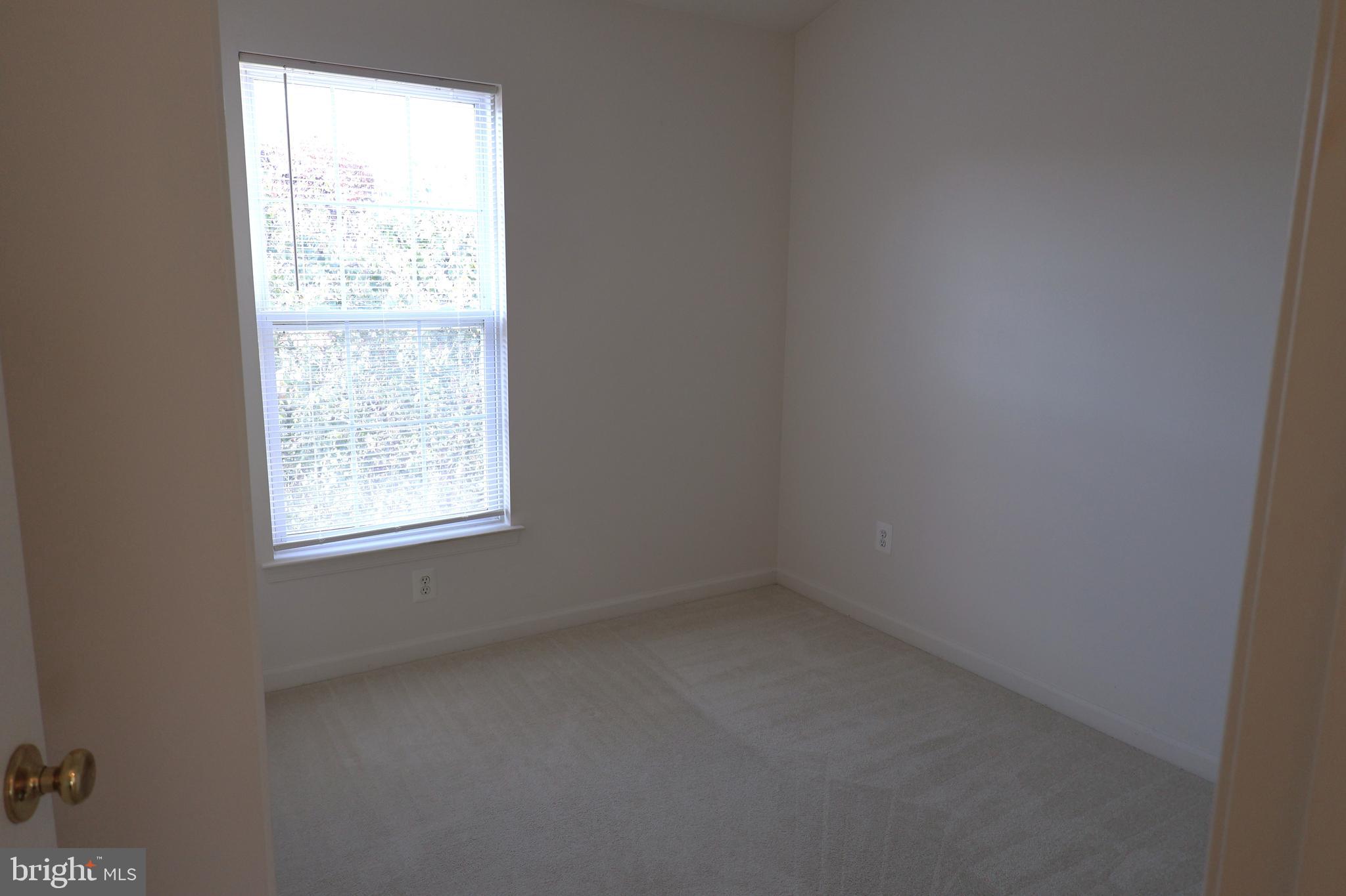 JAPONICA - Residential Lease