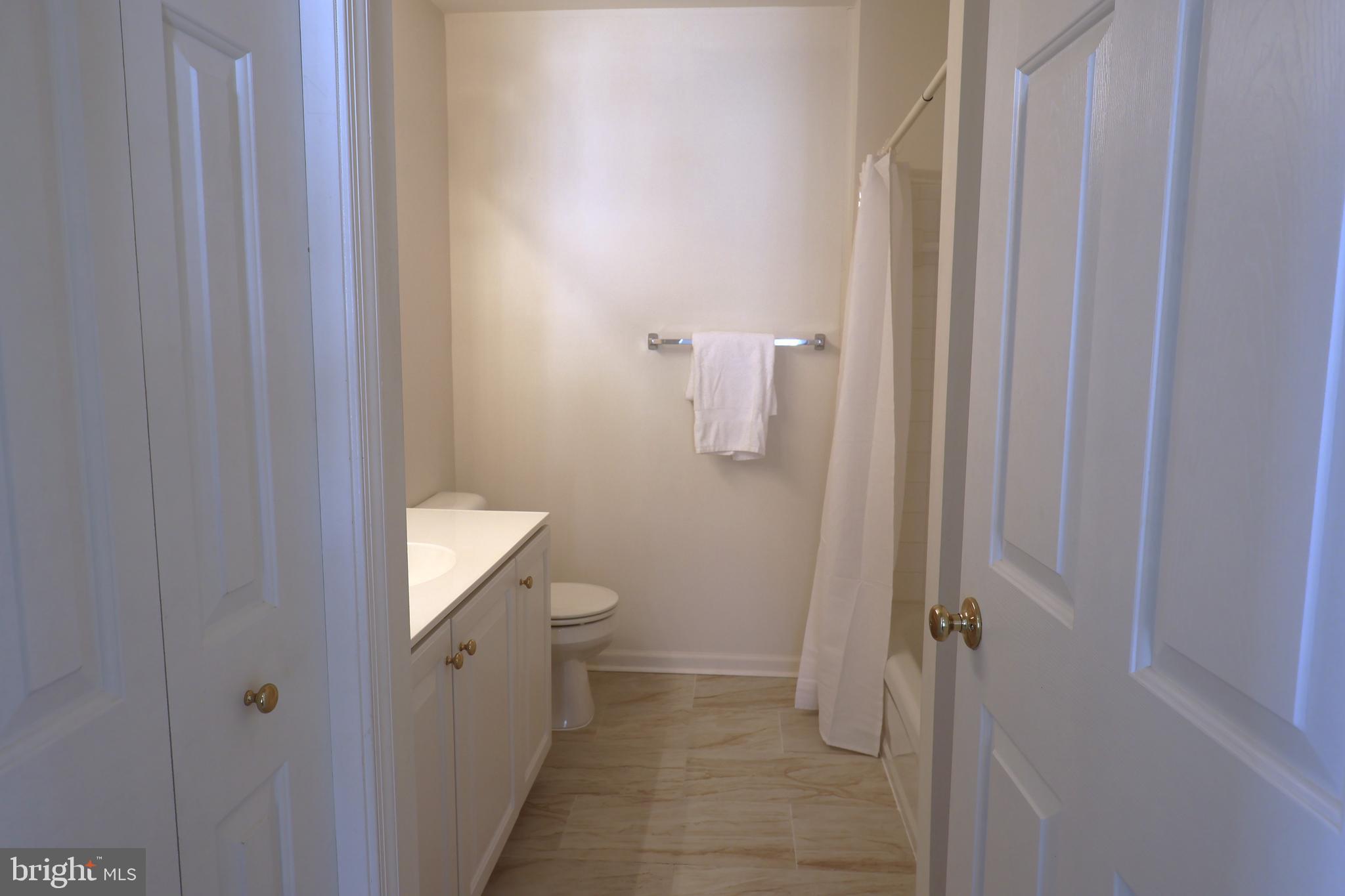 JAPONICA - Residential Lease