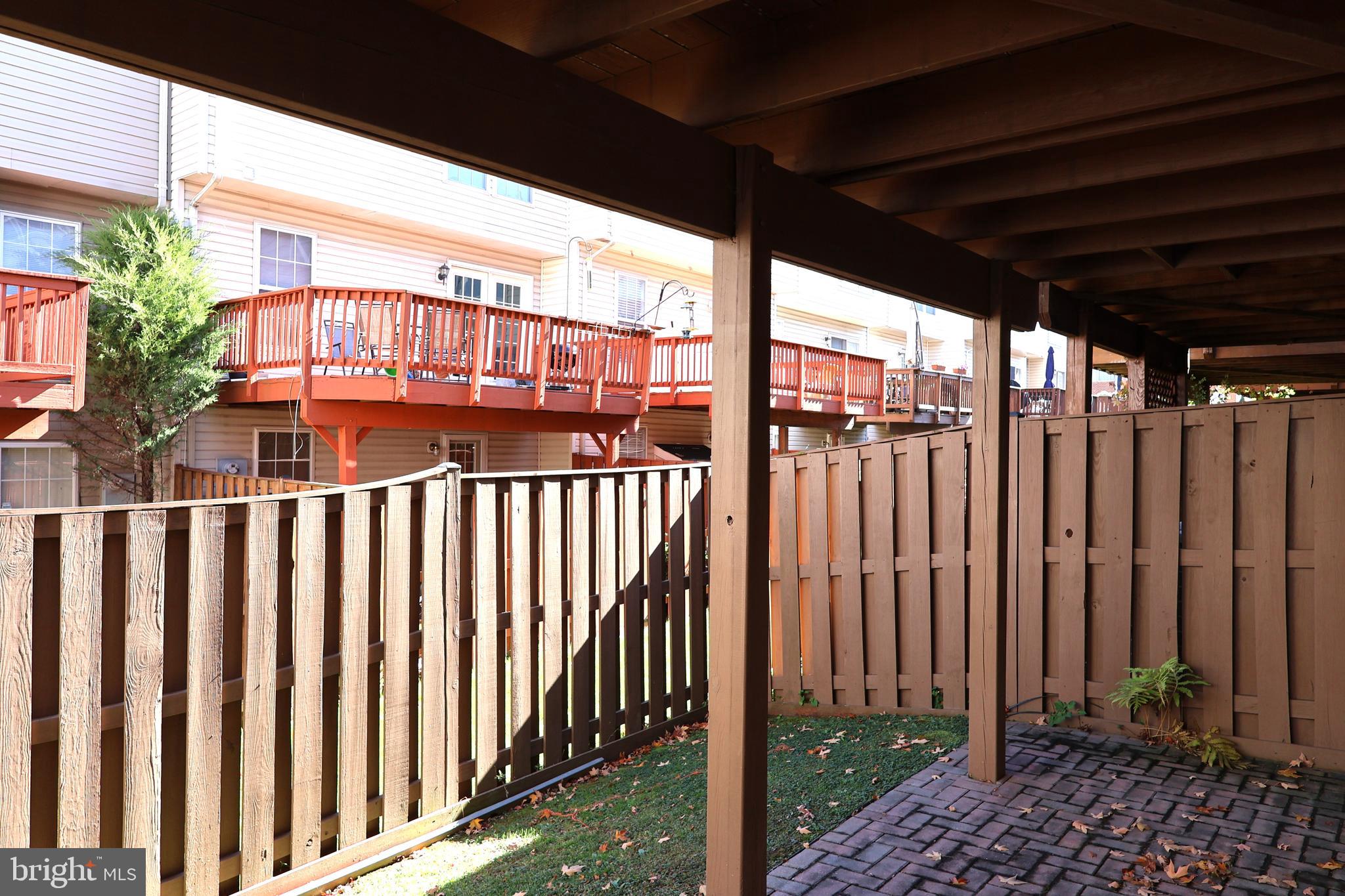 JAPONICA - Residential Lease