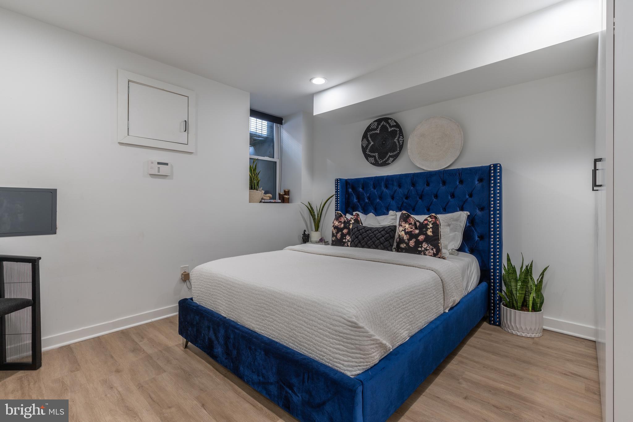 GRADUATE HOSPITAL - Residential