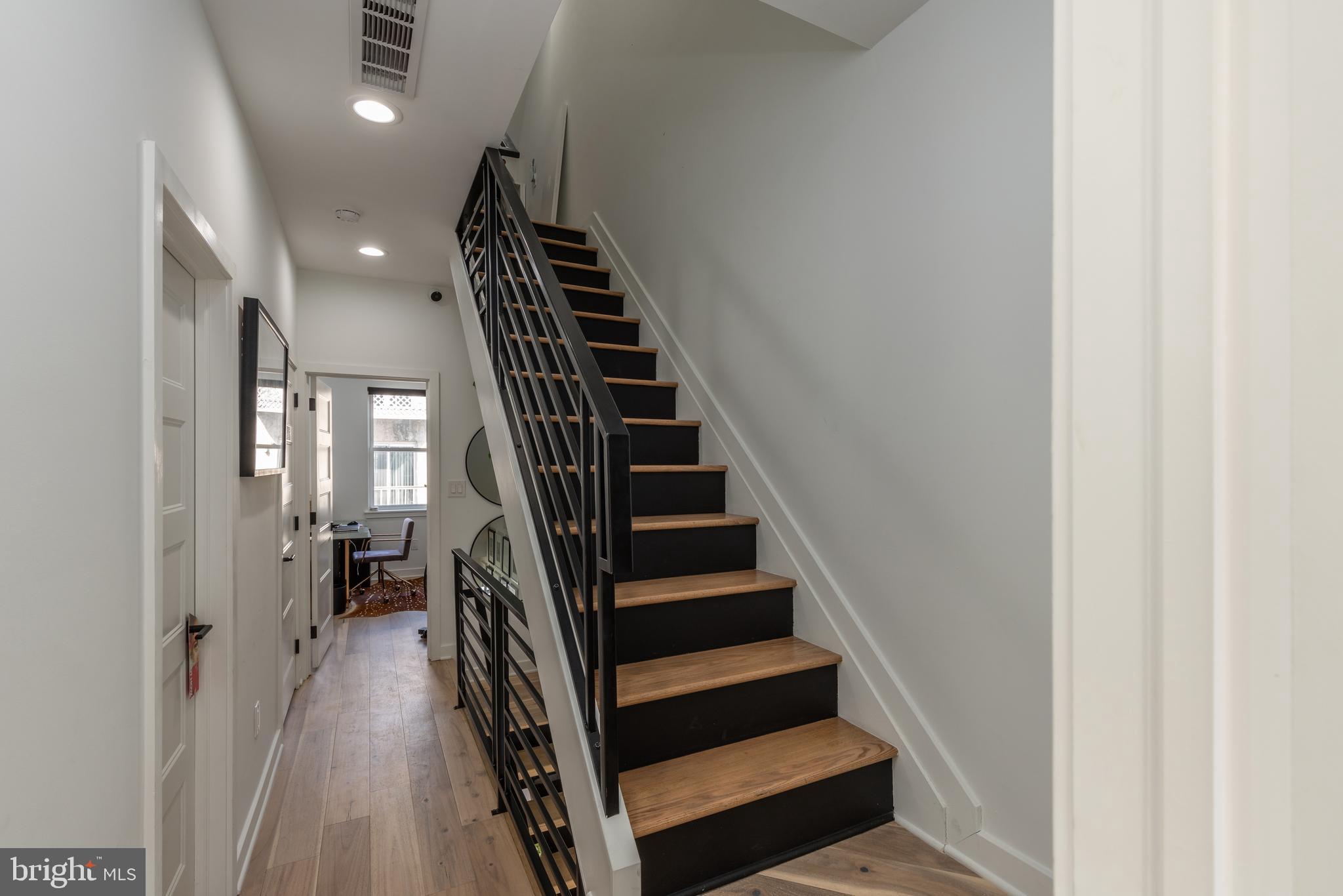 GRADUATE HOSPITAL - Residential