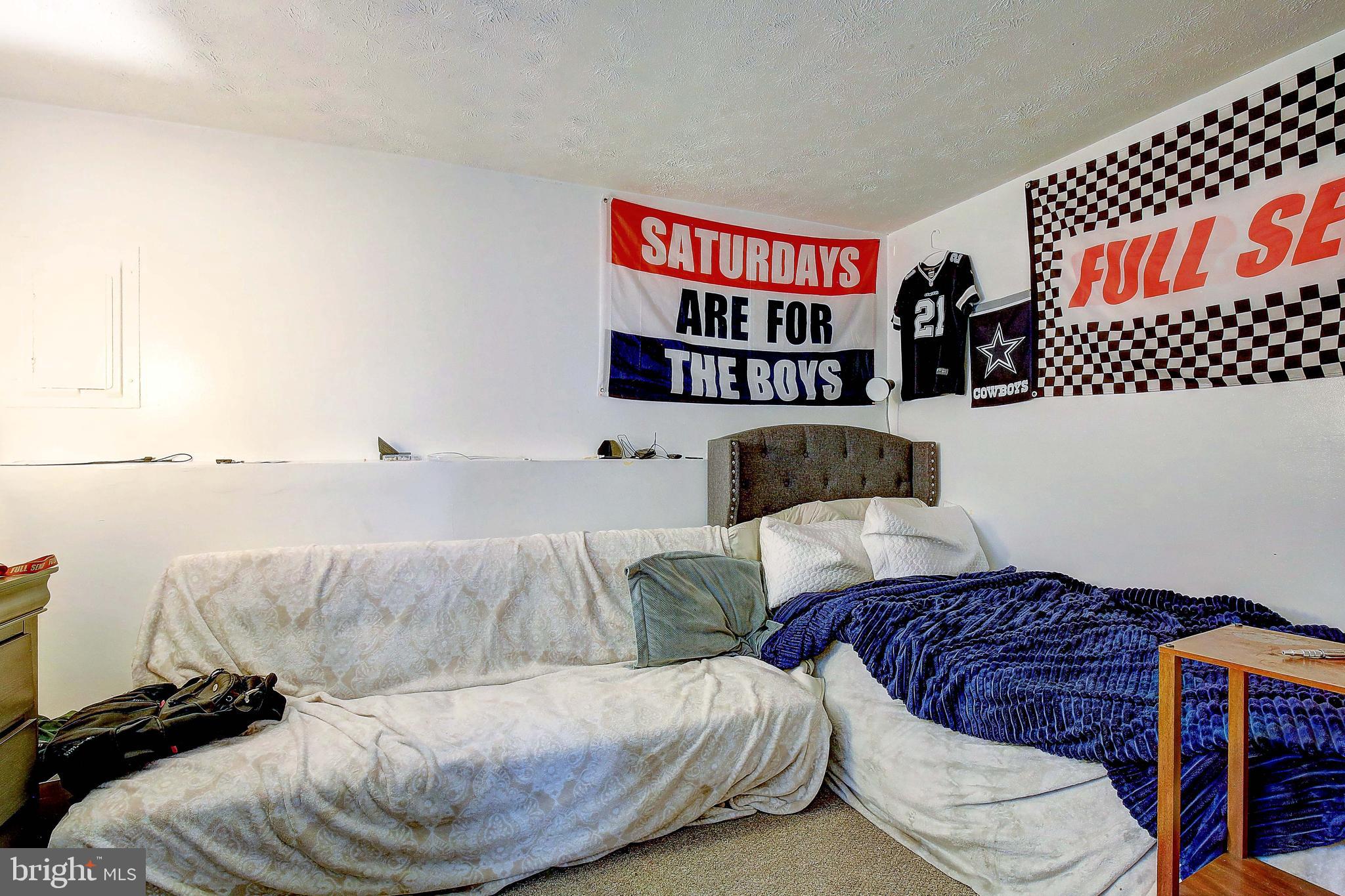 REVELL DOWNS - Residential