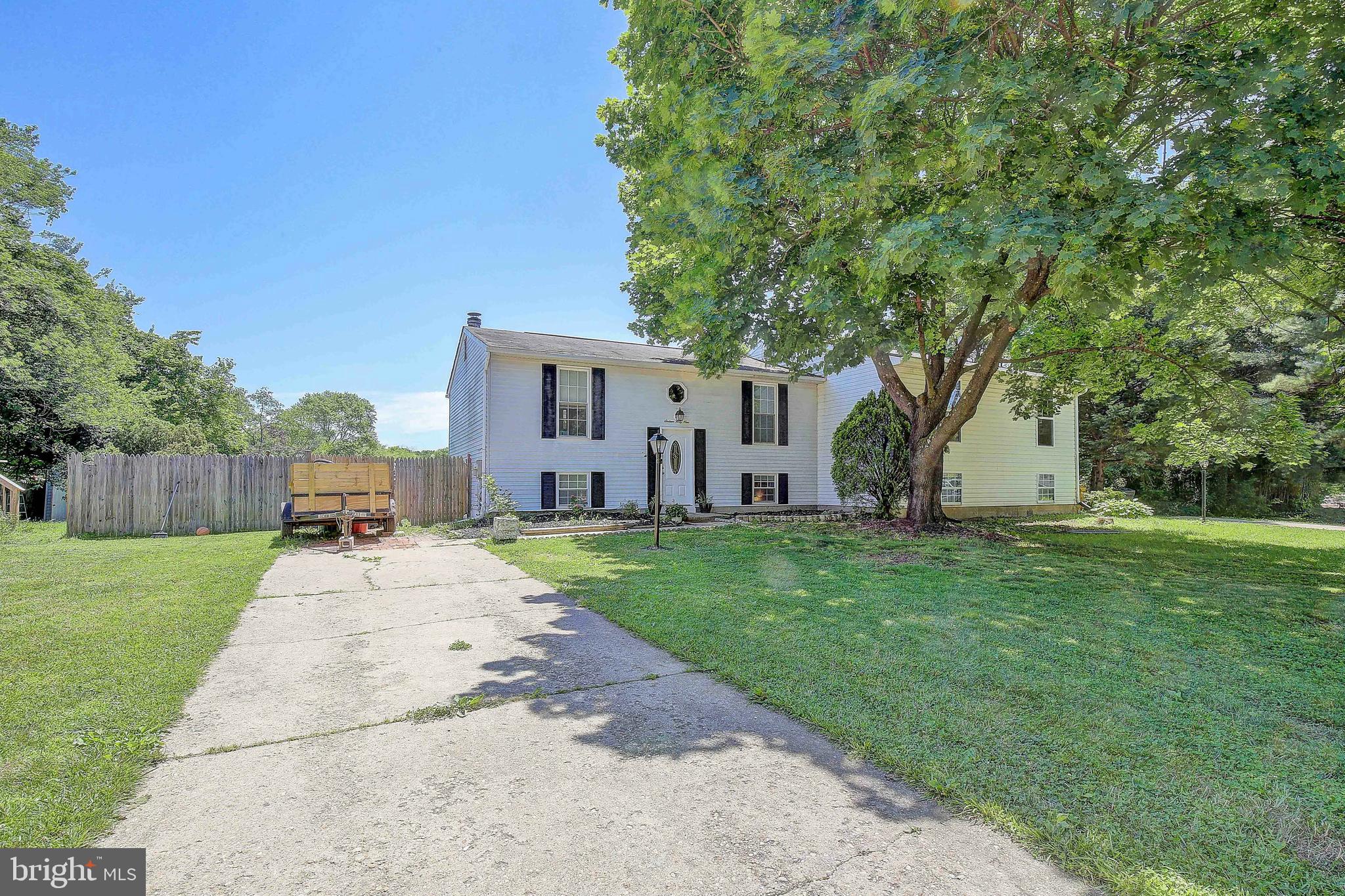 REVELL DOWNS - Residential