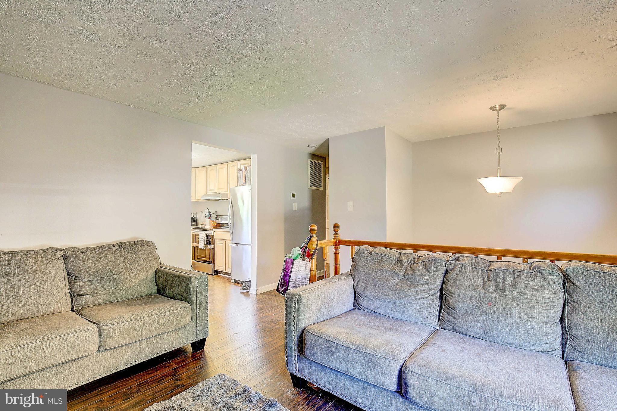 REVELL DOWNS - Residential