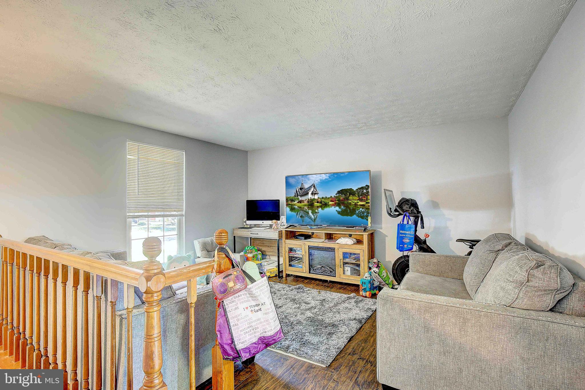 REVELL DOWNS - Residential