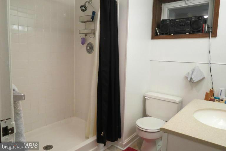 LEE HEIGHTS - Residential Lease