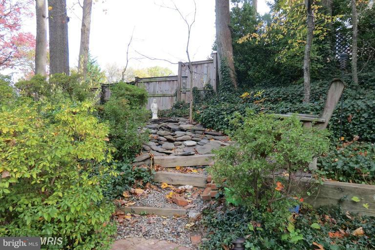 LEE HEIGHTS - Residential Lease