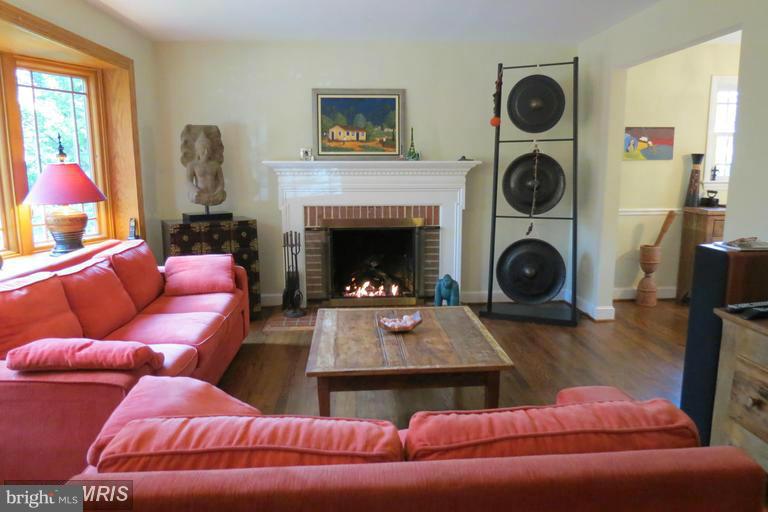 LEE HEIGHTS - Residential Lease