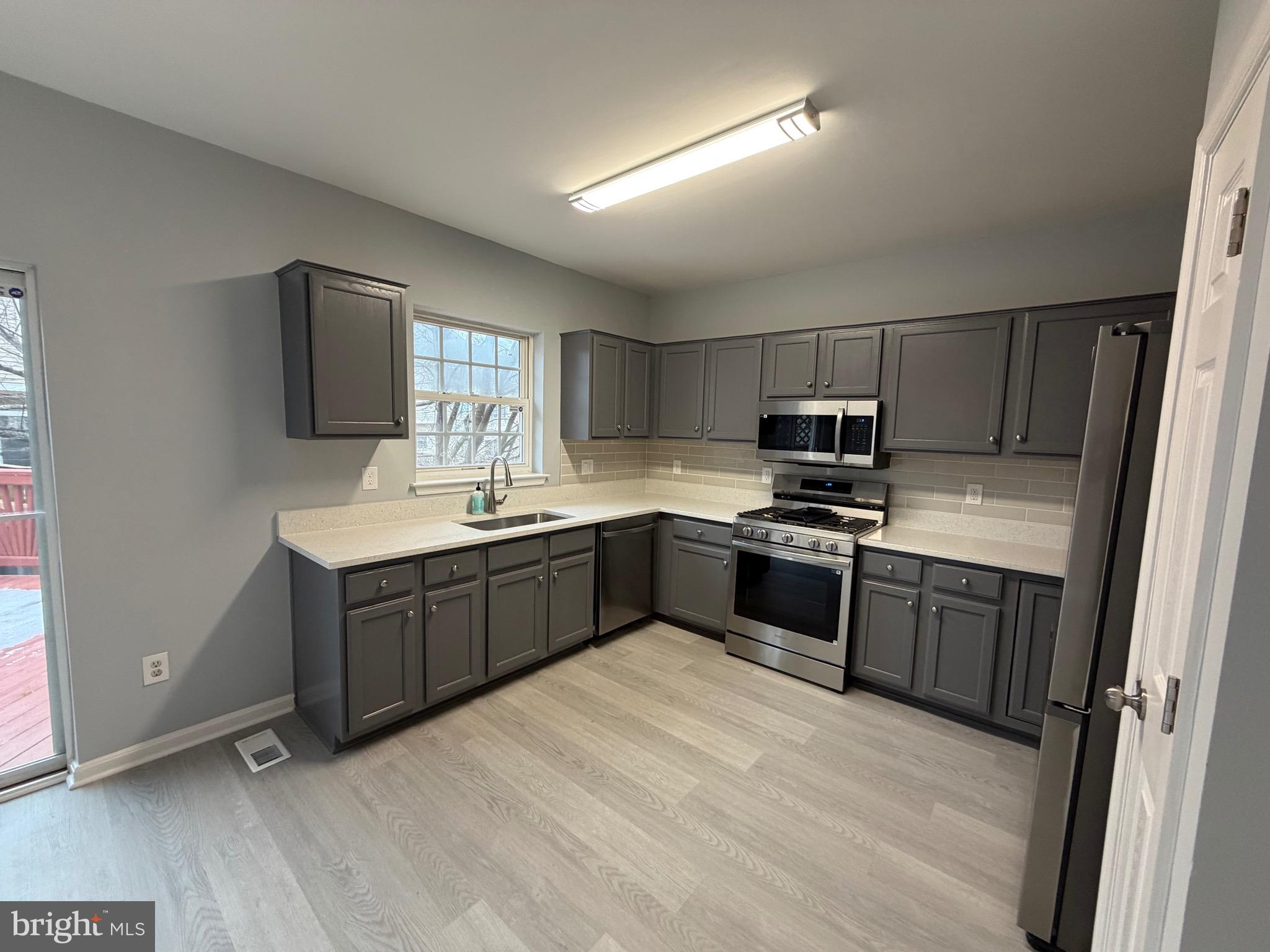 WORTHINGTON WOODS - Residential