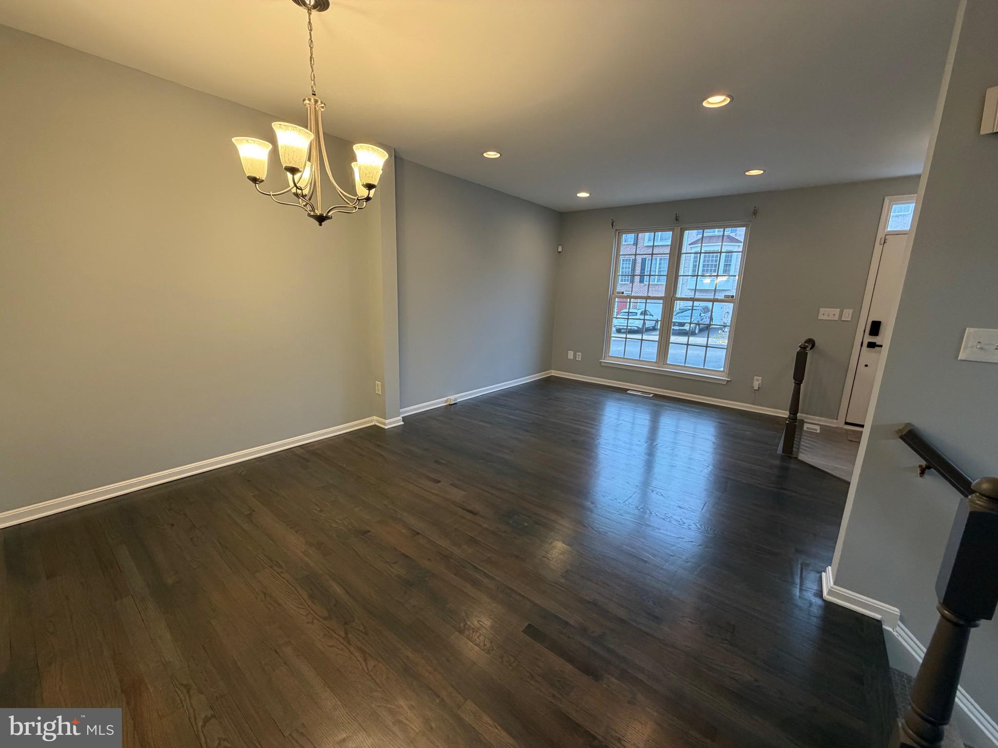 WORTHINGTON WOODS - Residential