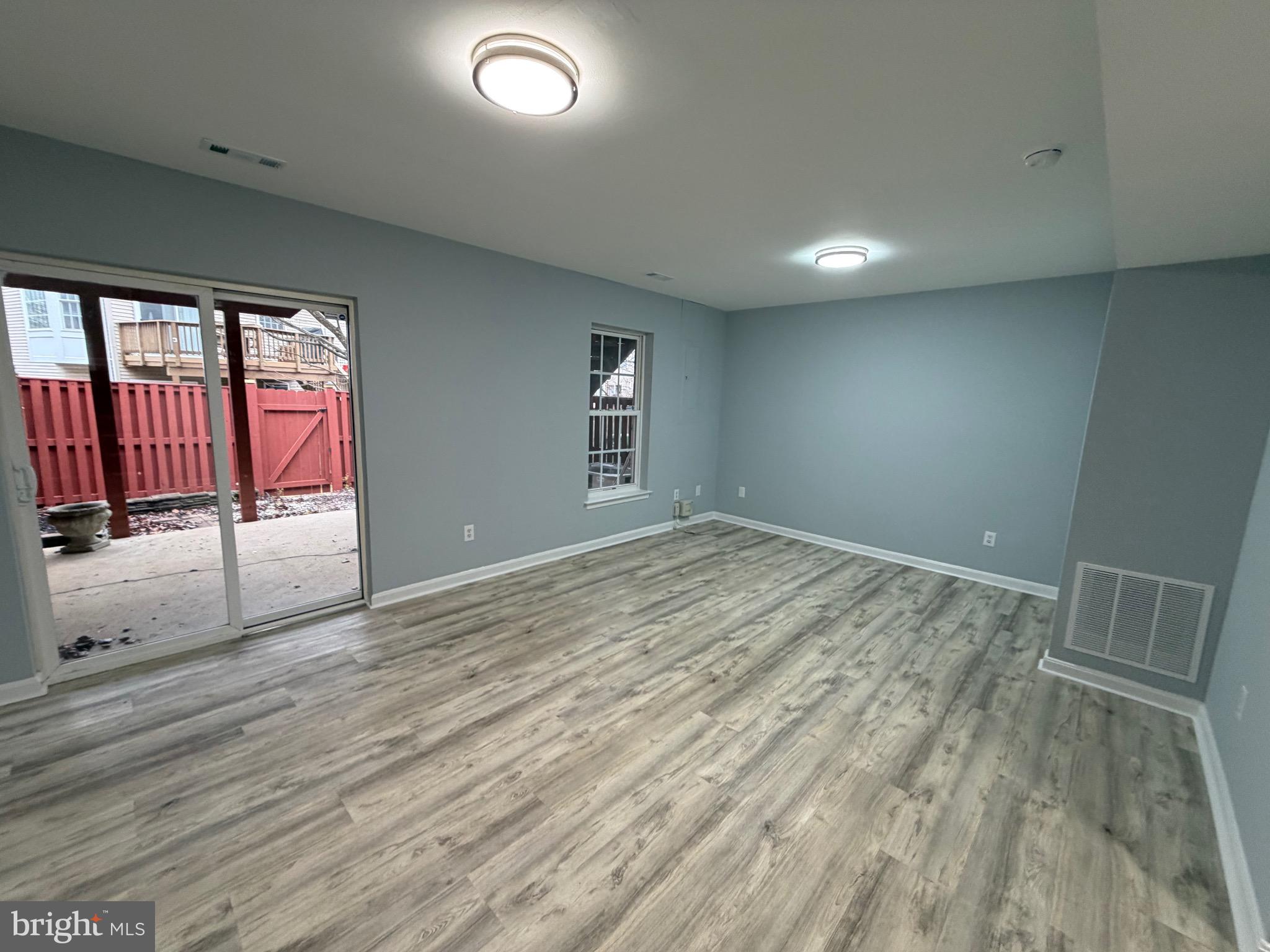 WORTHINGTON WOODS - Residential