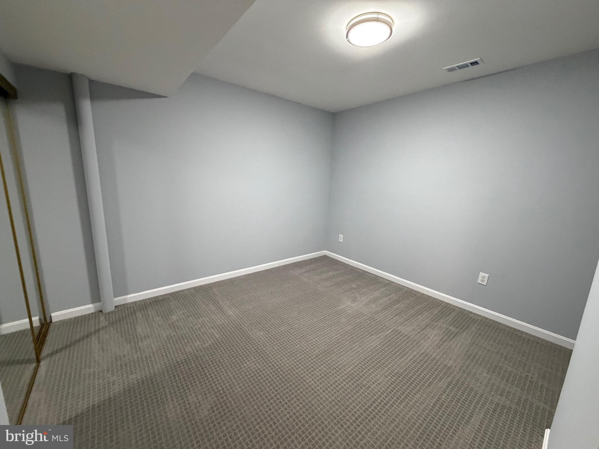 WORTHINGTON WOODS - Residential