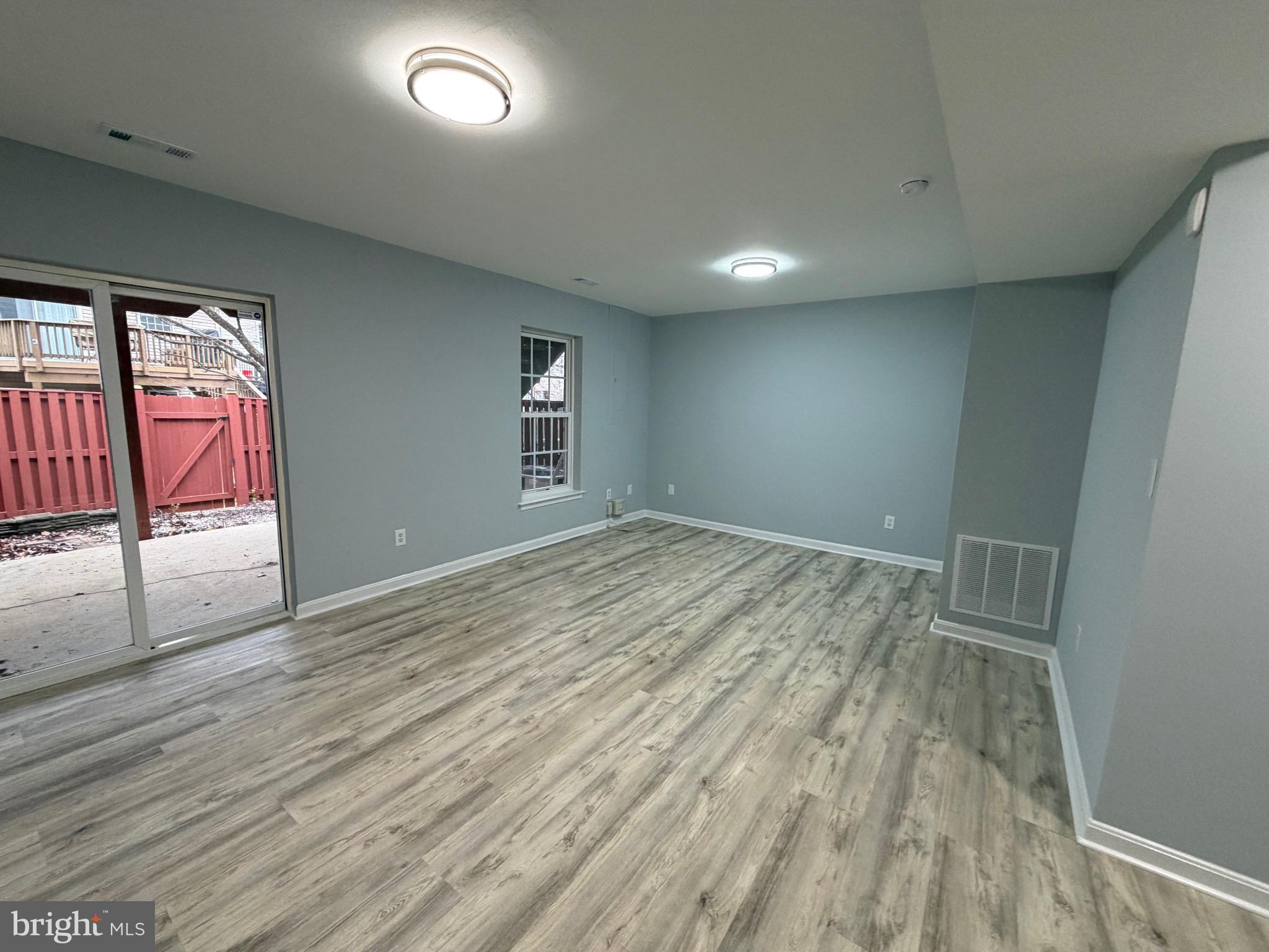 WORTHINGTON WOODS - Residential