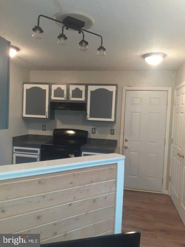 SUMMER HILL - Residential