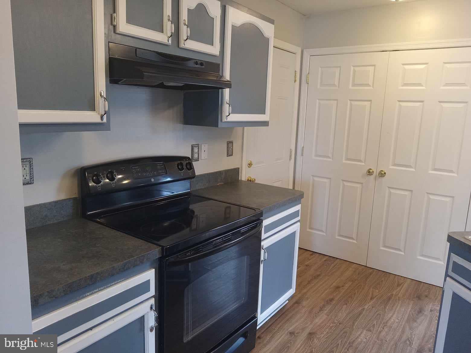 SUMMER HILL - Residential