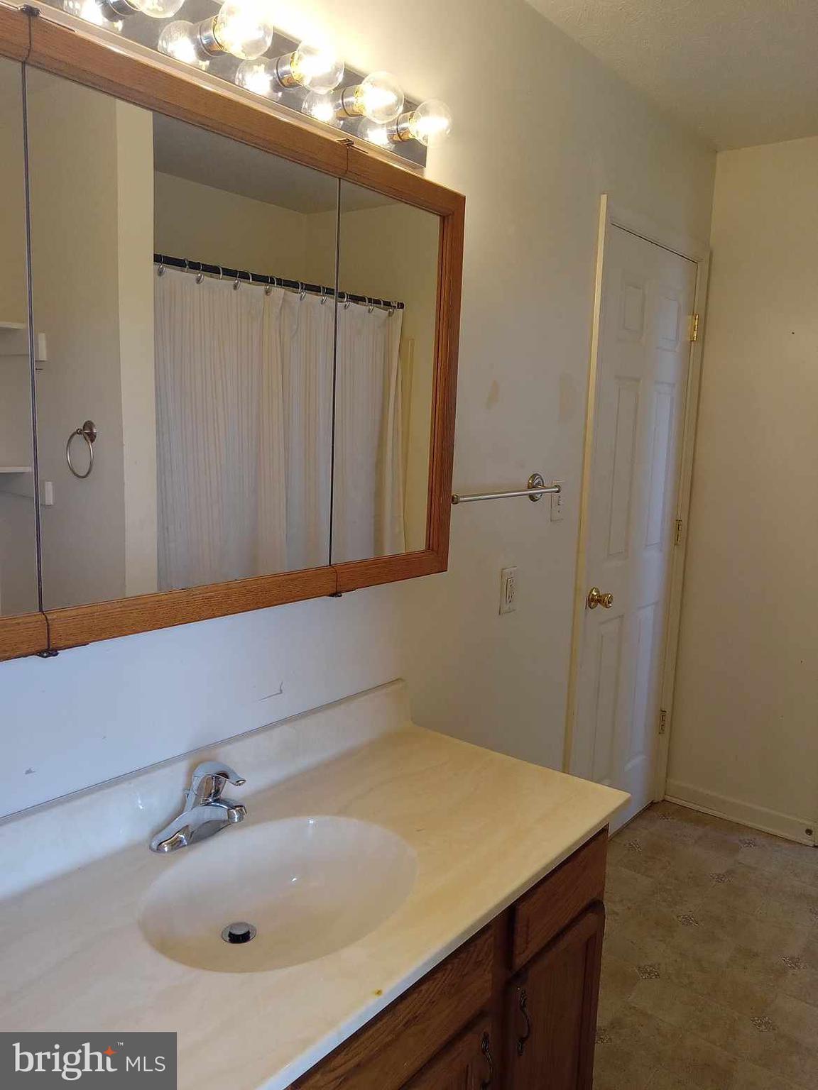 SUMMER HILL - Residential