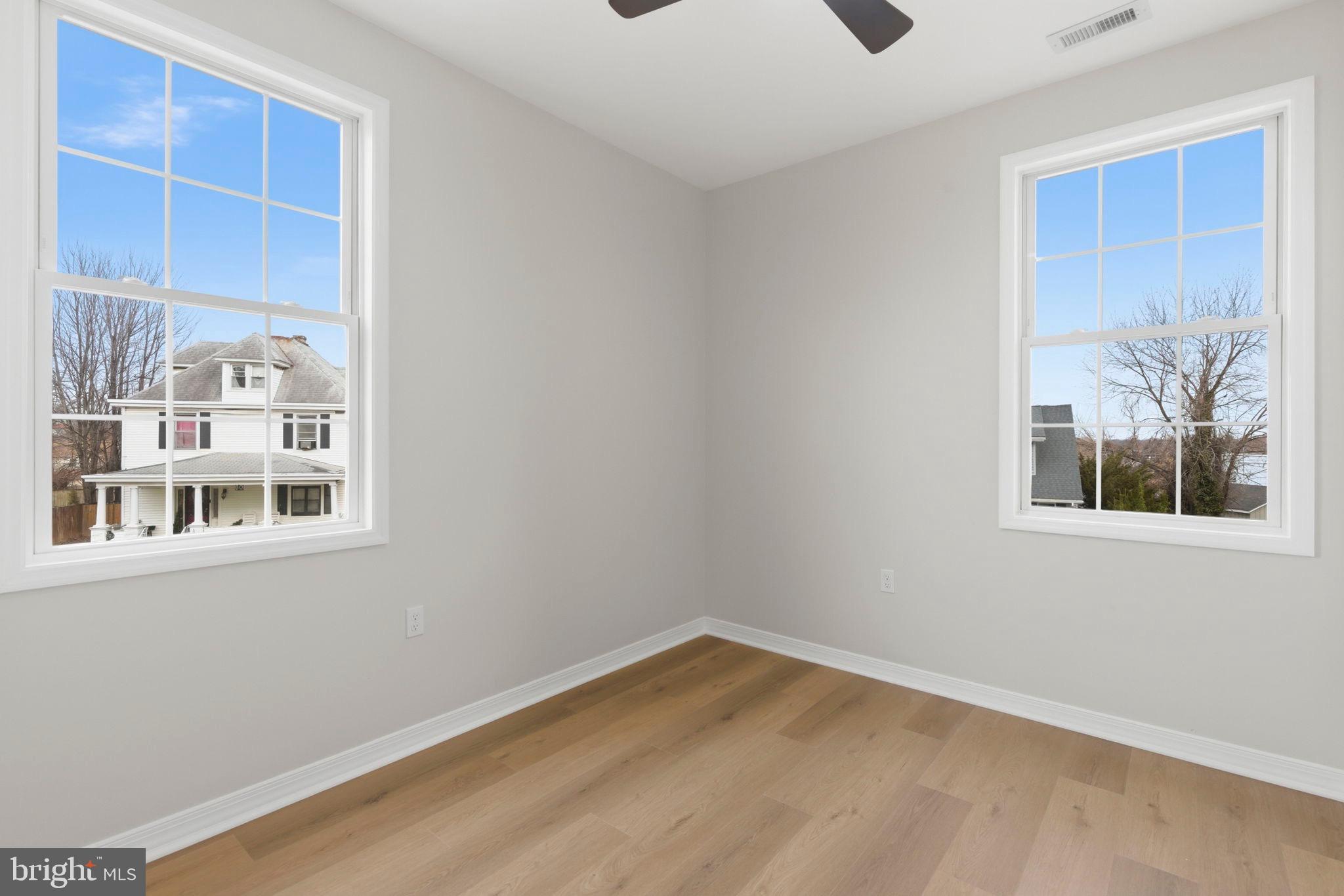 OVERLEA - Residential