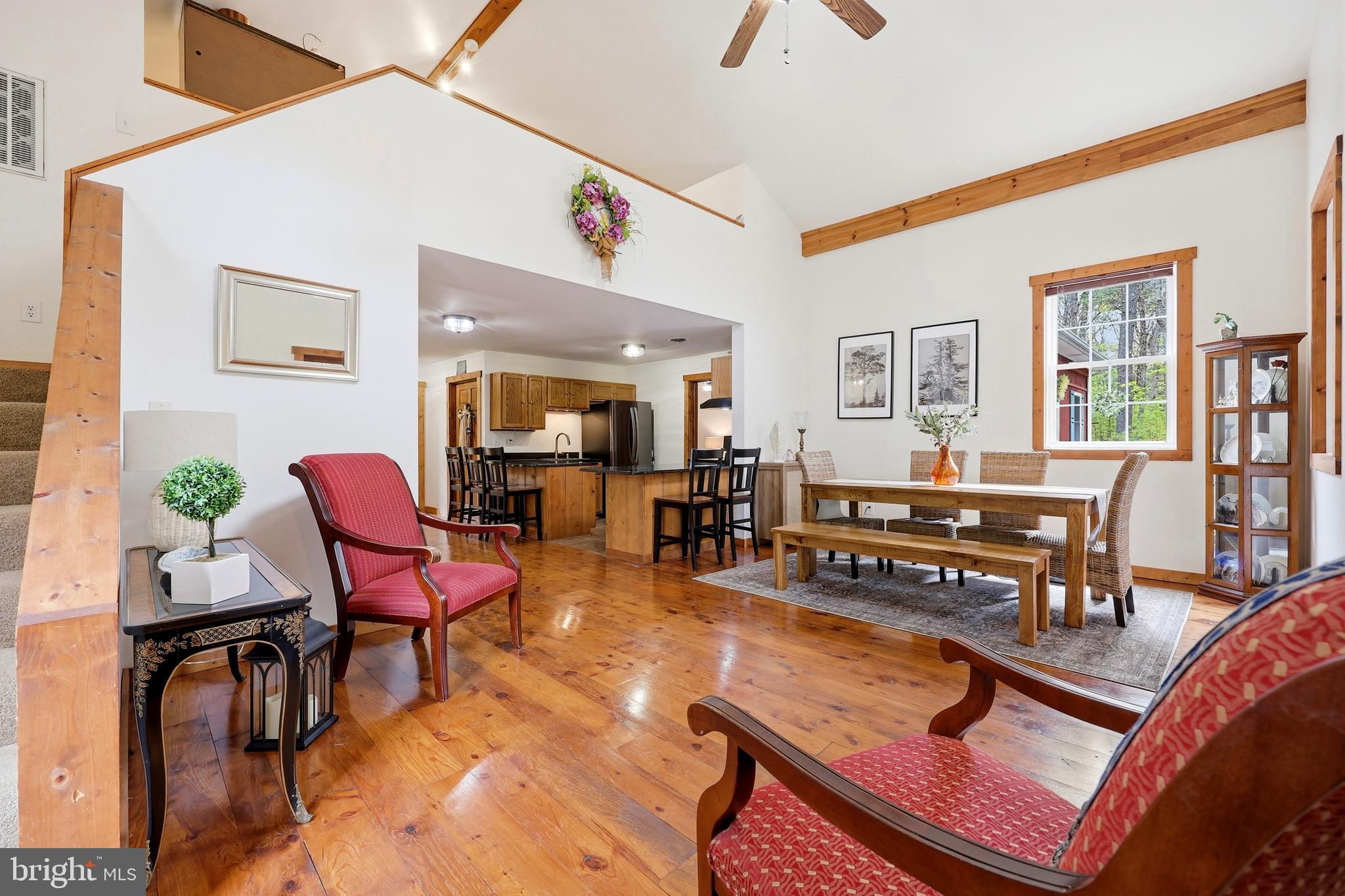 LAKE FERNDALE - Residential