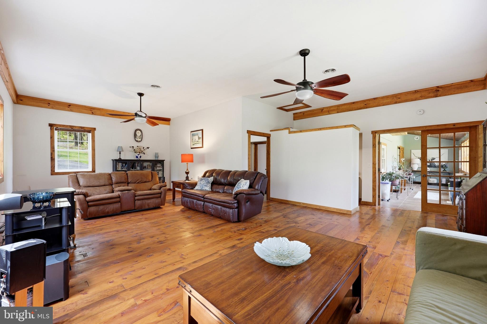 LAKE FERNDALE - Residential