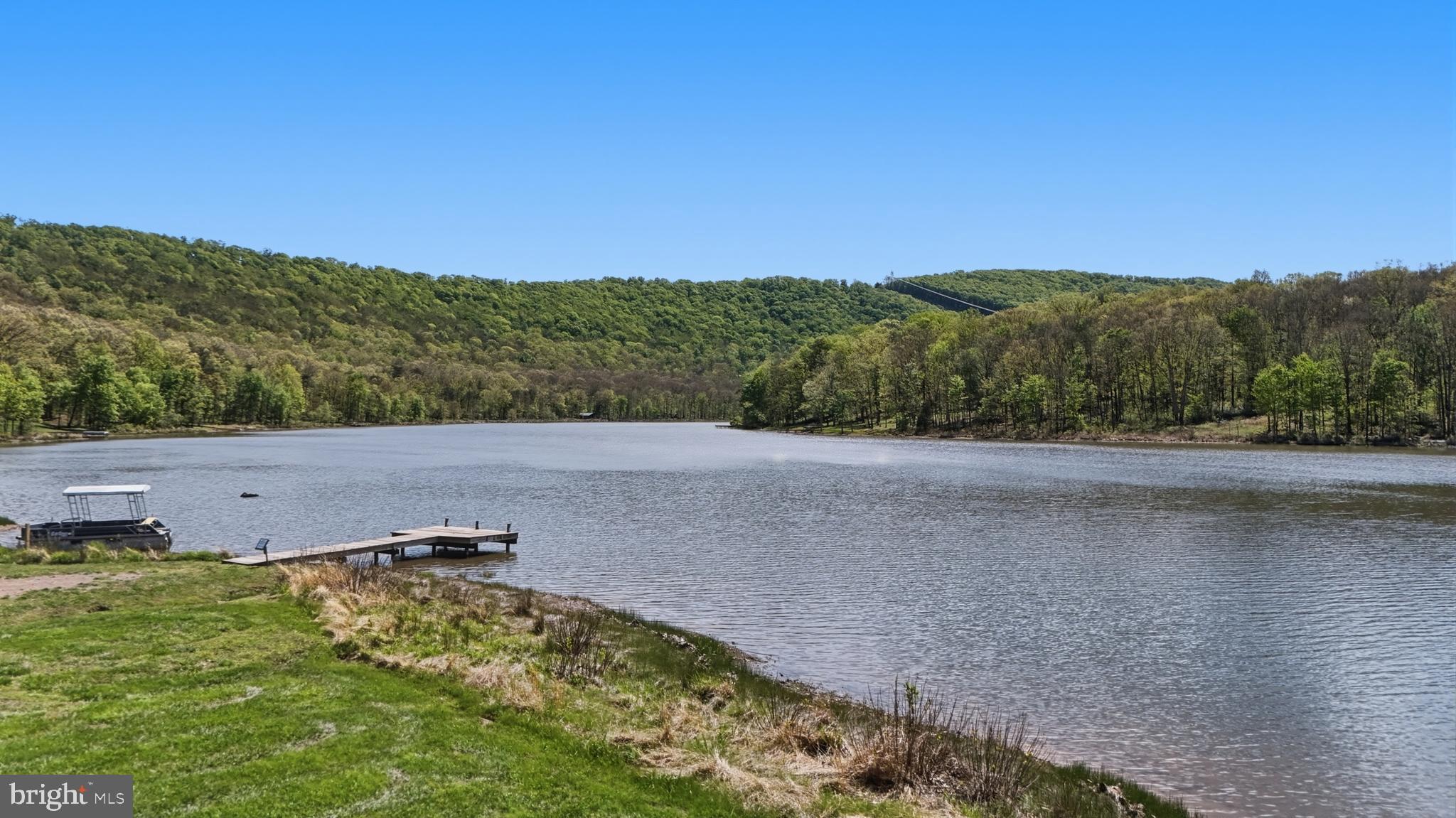LAKE FERNDALE - Residential