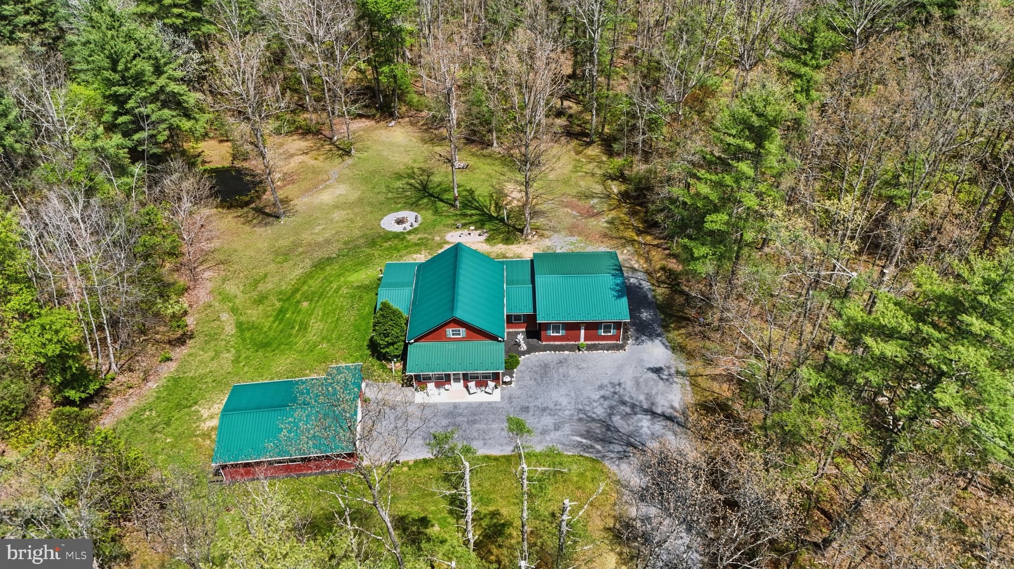 LAKE FERNDALE - Residential