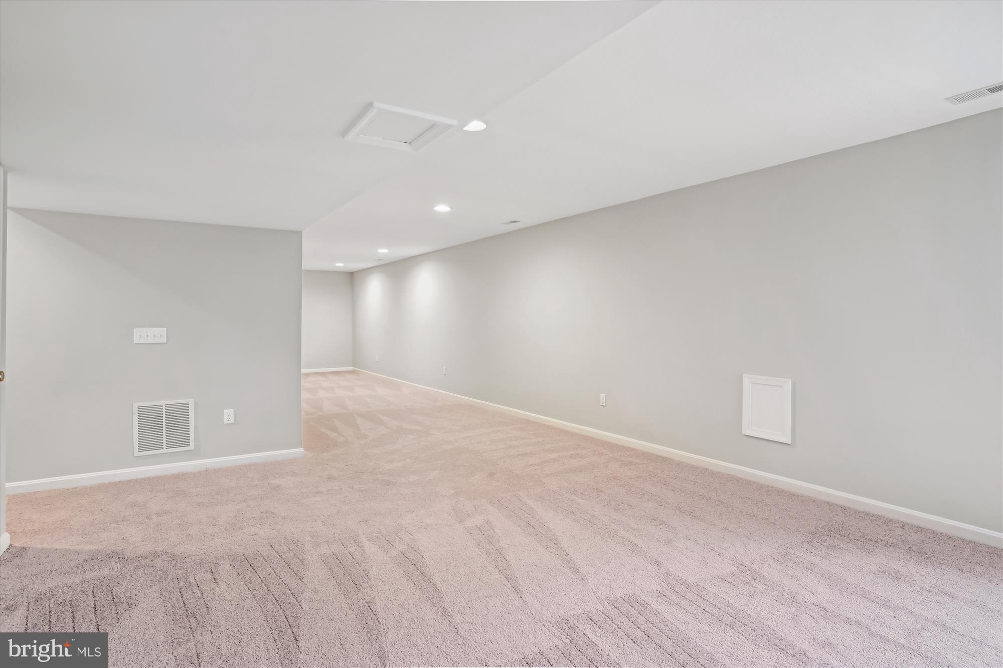 WHITETAIL WOODS II - Residential