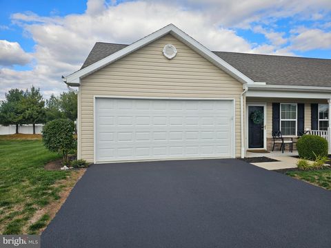 3040 BARLEY CIRCLE 19 DOVER PA 17315