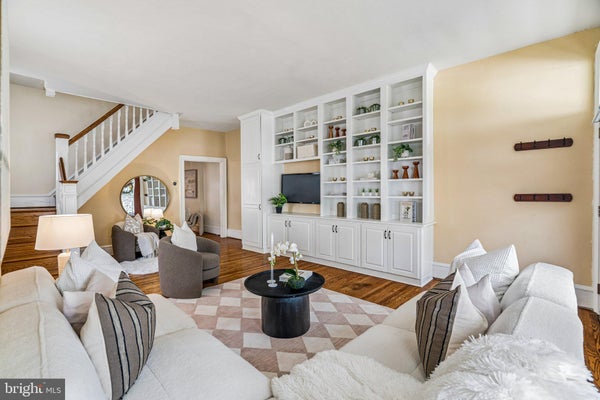 100 W GORGAS LN, PHILADELPHIA, PA 19119 - Image d5e9adb2a5a30ad3edd8e413b042d0c9/591551223