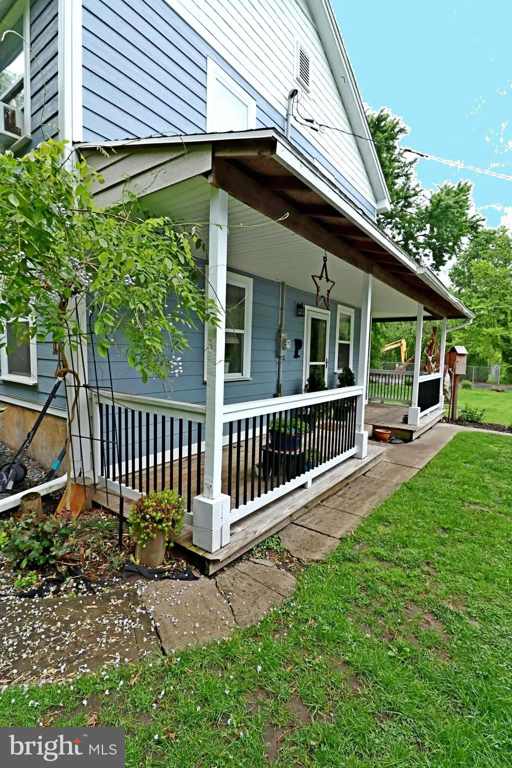 Columbia, Pennsylvania 17512, United States, 3 Bedrooms Bedrooms, ,2 BathroomsBathrooms,Residential,Pending,128521