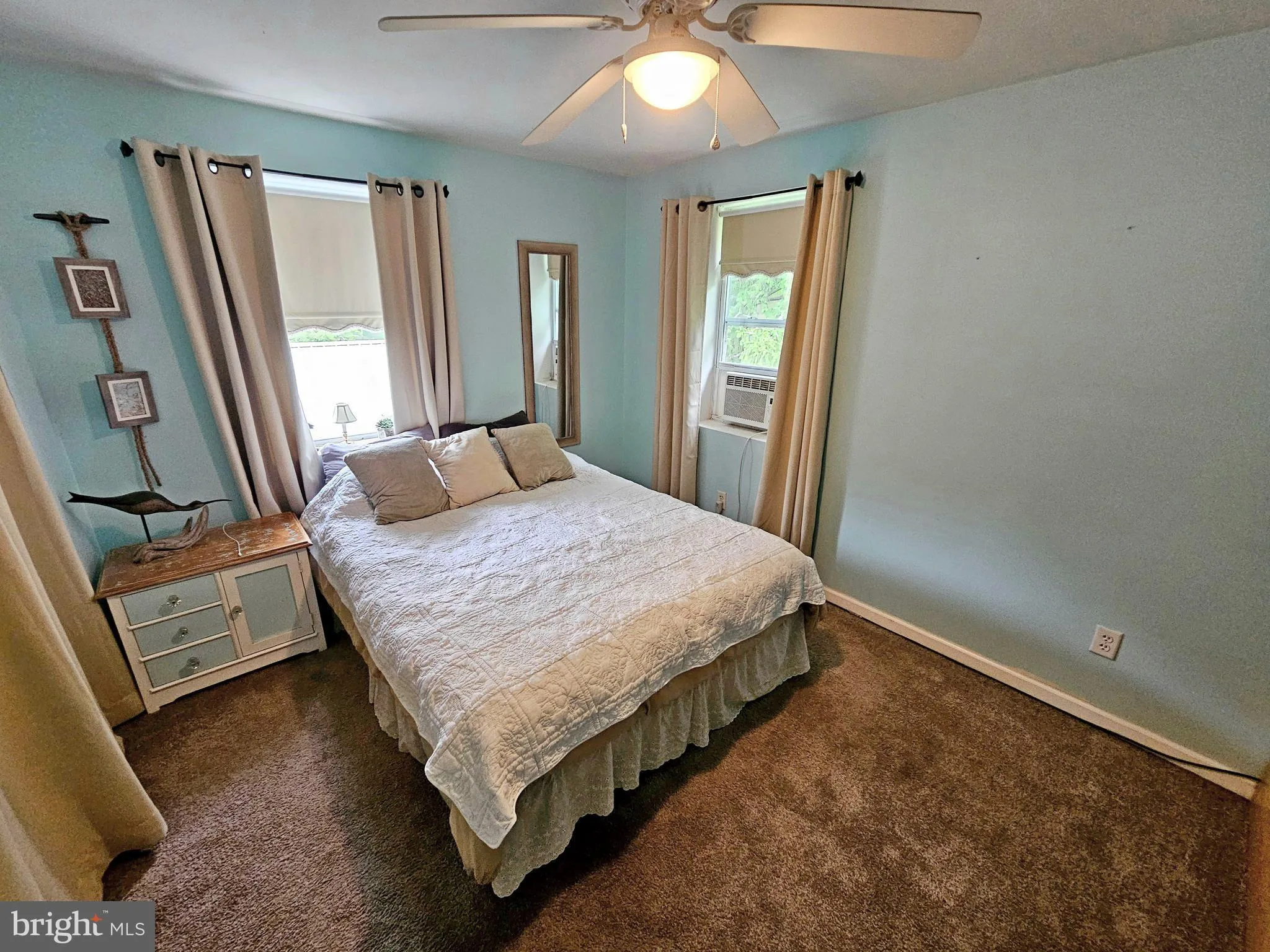 Columbia, Pennsylvania 17512, United States, 3 Bedrooms Bedrooms, ,2 BathroomsBathrooms,Residential,Pending,128521