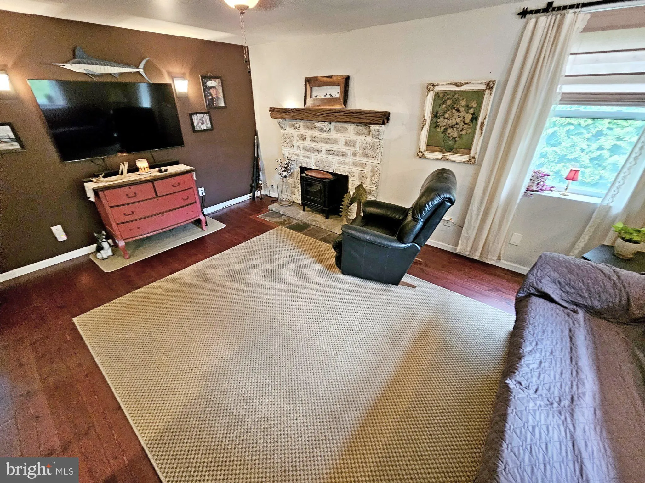 Columbia, Pennsylvania 17512, United States, 3 Bedrooms Bedrooms, ,2 BathroomsBathrooms,Residential,Pending,128521