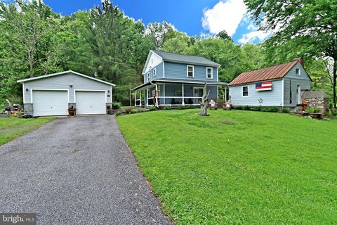 1049 RIVER ROAD COLUMBIA PA 17512