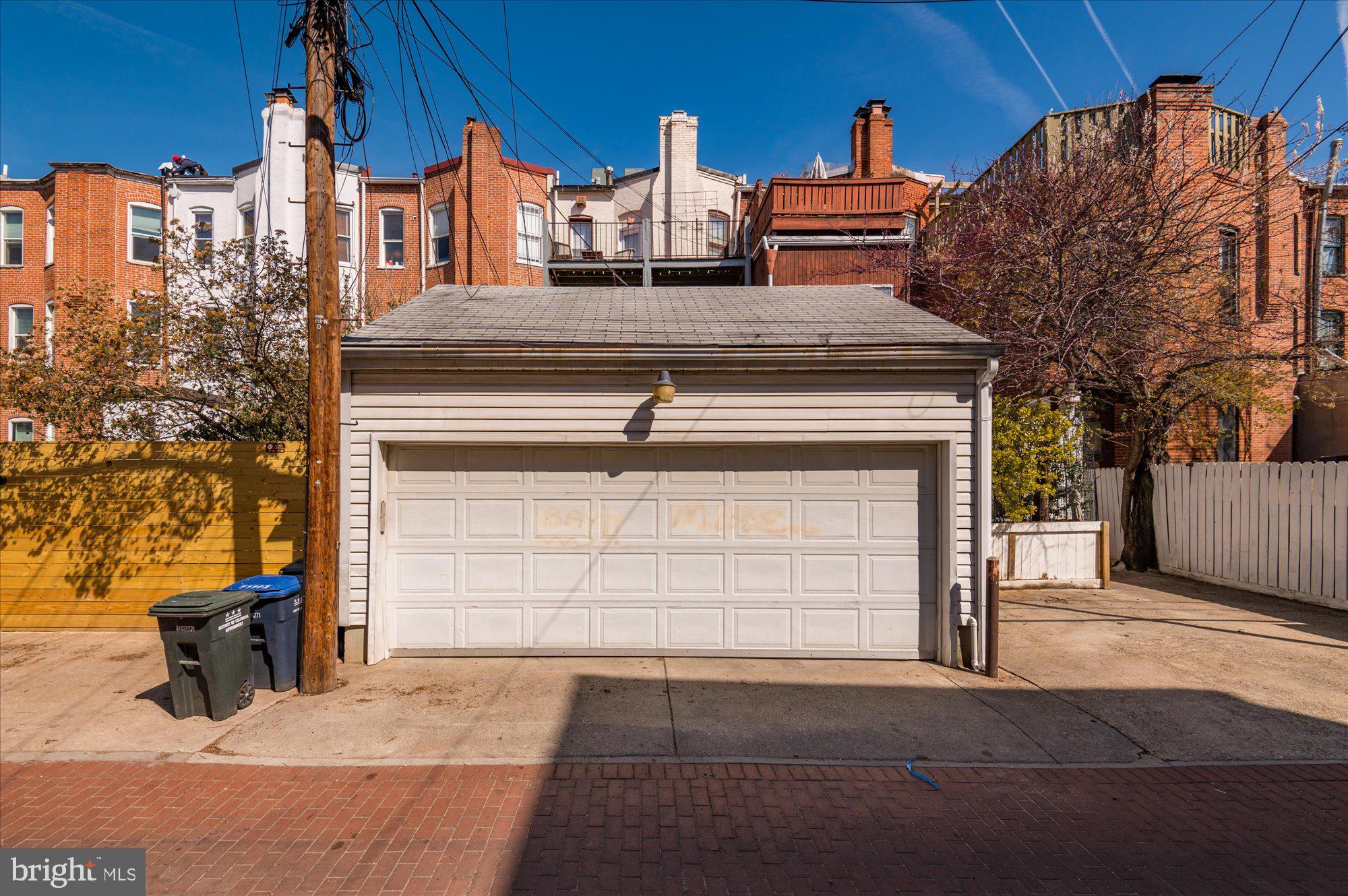 DUPONT CIRCLE - Residential Lease